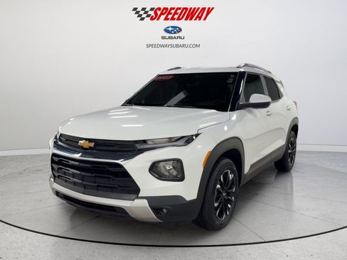 Used 2023 Chevrolet TrailBlazer LT w/ Convenience Package AWD/4WD image 12