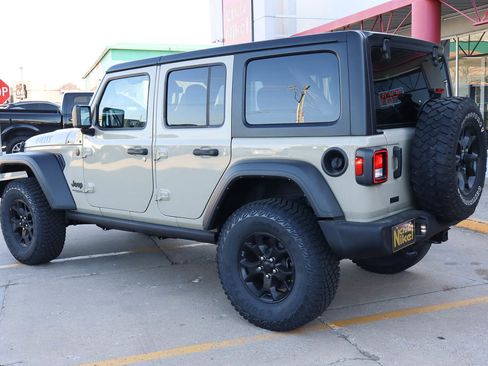Used 2022 Jeep Wrangler Unlimited Sport image 6