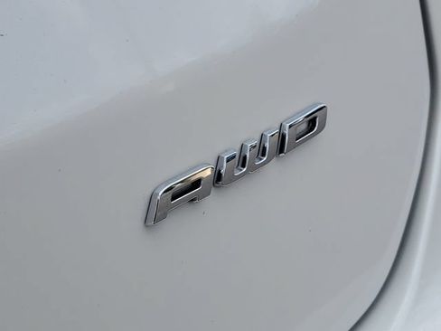 Certified 2024 Ford Edge SEL w/ Convenience Package AWD/4WD image 6
