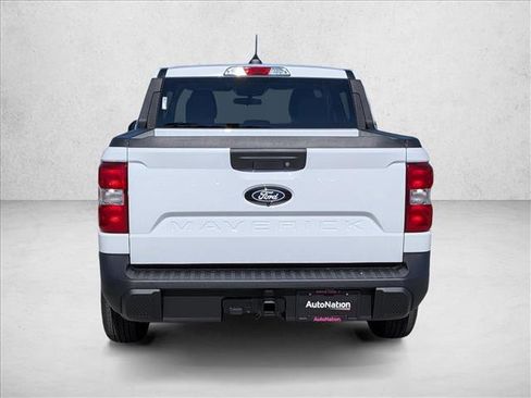 New 2025 Ford Maverick XL image 8
