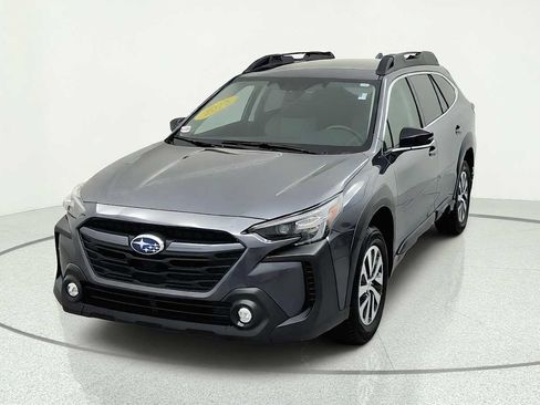 Certified 2025 Subaru Outback Premium AWD/4WD image 3
