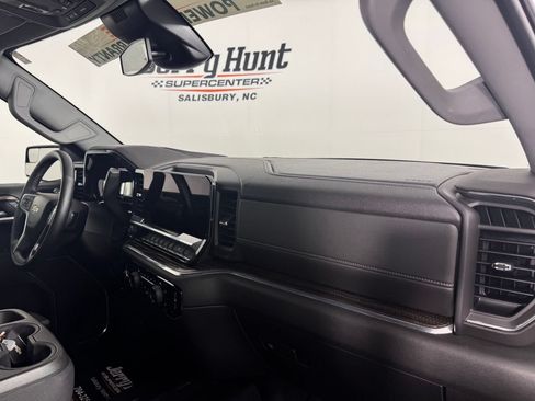 Used 2024 Chevrolet Silverado 1500 LT AWD/4WD image 34