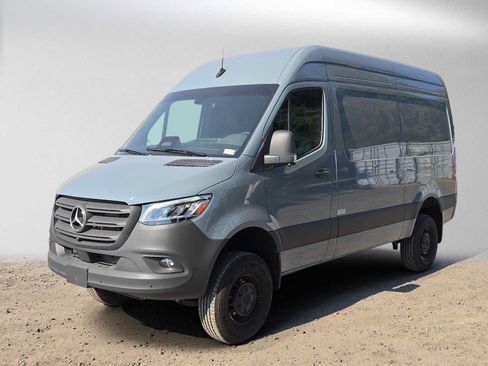Used 2026 Mercedes-Benz Sprinter 2500 image 6