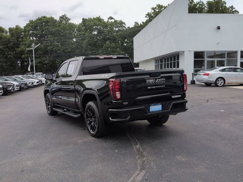Used 2024 GMC Sierra 1500 Elevation w/ LPO, Elevation Black Package AWD/4WD image 7