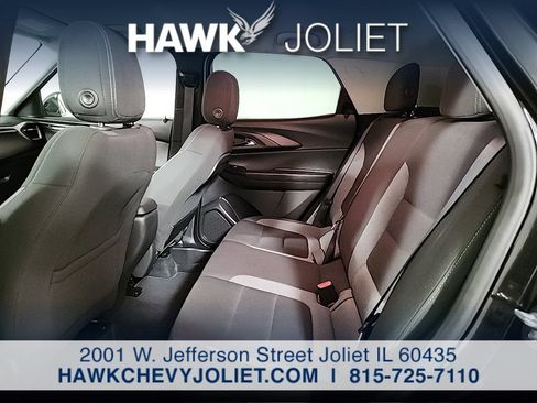 Used 2025 Chevrolet TrailBlazer LT AWD/4WD image 12