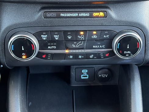 Used 2023 Ford Escape ST-Line image 23