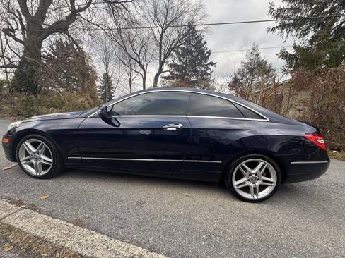 Used 2013 Mercedes-Benz E 350 4MATIC Coupe image 3