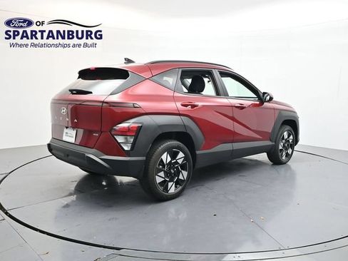 Used 2025 Hyundai Kona SEL AWD/4WD image 7