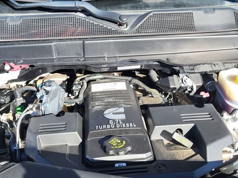 Used 2023 RAM 2500 Big Horn w/ Night Edition image 30