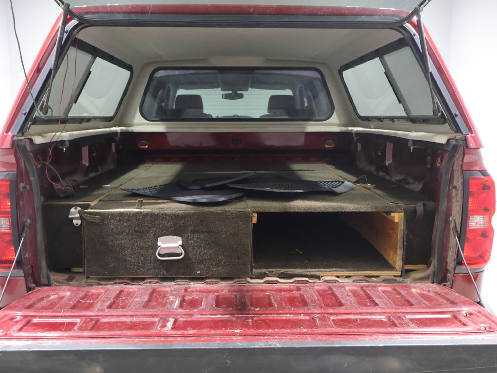 Used 2018 Chevrolet Silverado 1500 LT w/ All Star Edition AWD/4WD image 11