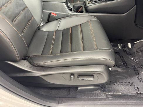 Used 2025 Honda CR-V Sport-L image 50