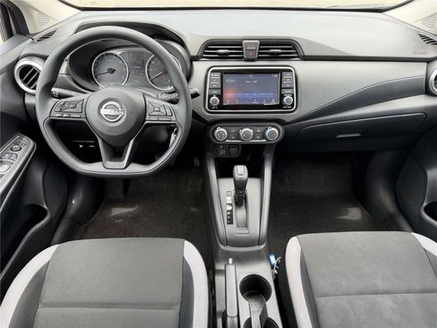 Used 2025 Nissan Versa S w/ Trunk Package FWD image 2
