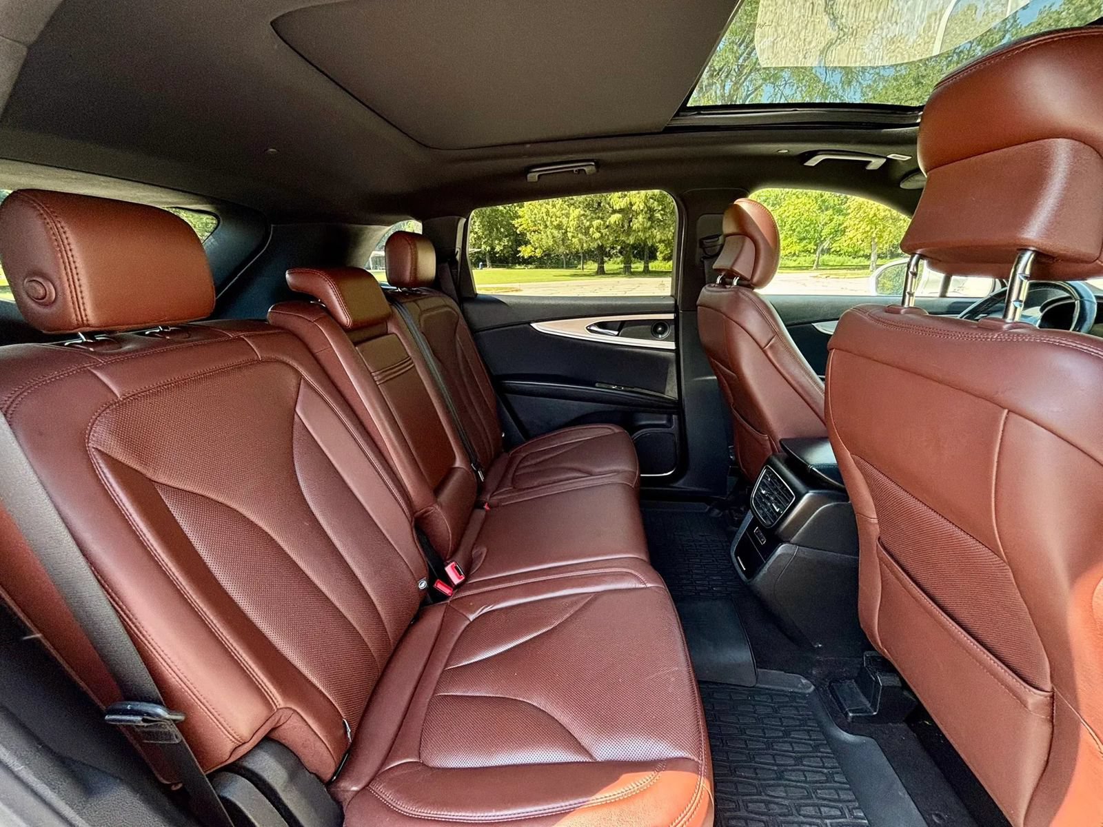 Used 2019 Lincoln Nautilus Reserve AWD/4WD image 19