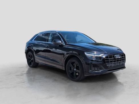 Used 2019 Audi Q8 Premium w/ Convenience Package AWD/4WD image 2