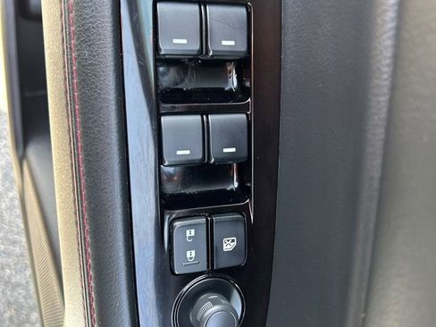 Used 2025 MAZDA CX-5 Carbon Edition image 16