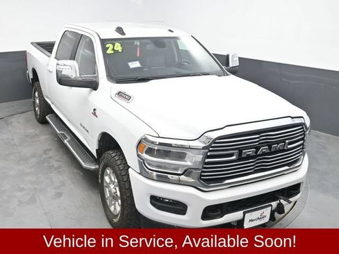 Used 2024 RAM 2500 Laramie AWD/4WD image 27