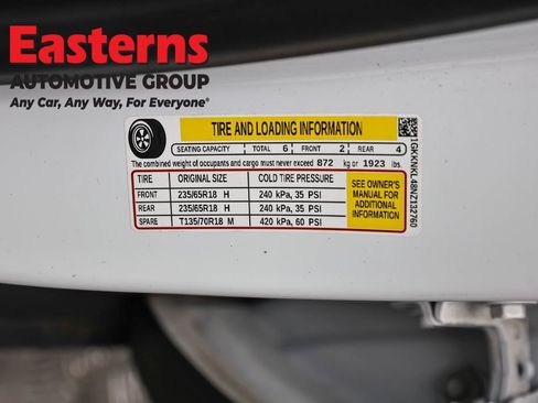 Used 2022 GMC Acadia SLE image 36