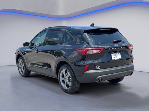 Used 2025 Ford Escape ST-Line AWD/4WD image 3