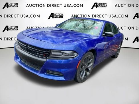 Used 2021 Dodge Charger SXT w/ Blacktop Package image 1