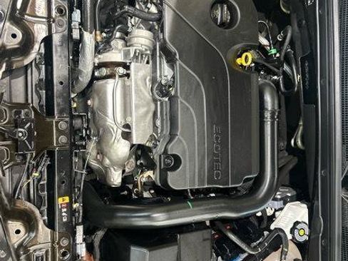 Used 2023 Chevrolet Malibu LT FWD image 25