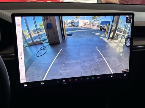 Used 2024 Tesla Model X image 32