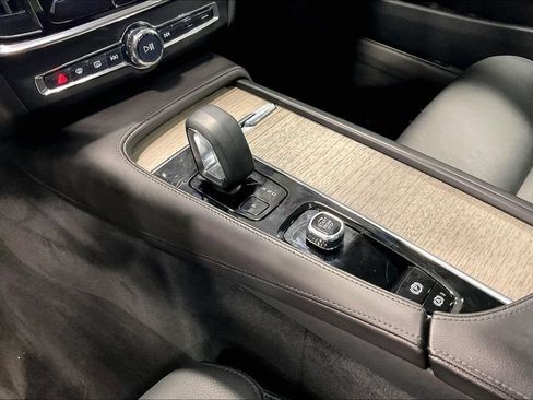 Certified 2023 Volvo S90 B6 Plus w/ Protection Package Premier AWD/4WD image 18