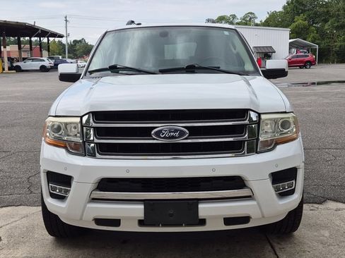 Used 2015 Ford Expedition Limited w/ Equipment Group 301A RWD image 2