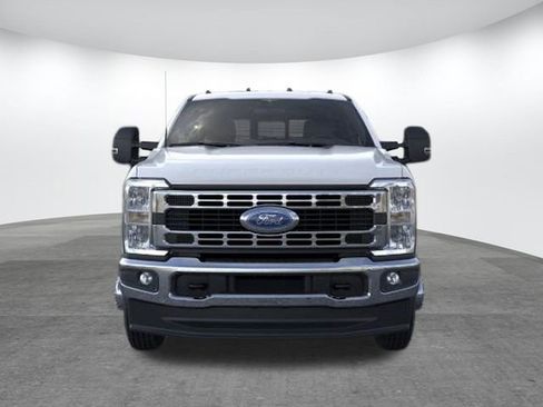 New 2026 Ford F350 XL w/ XL Chrome Package image 6