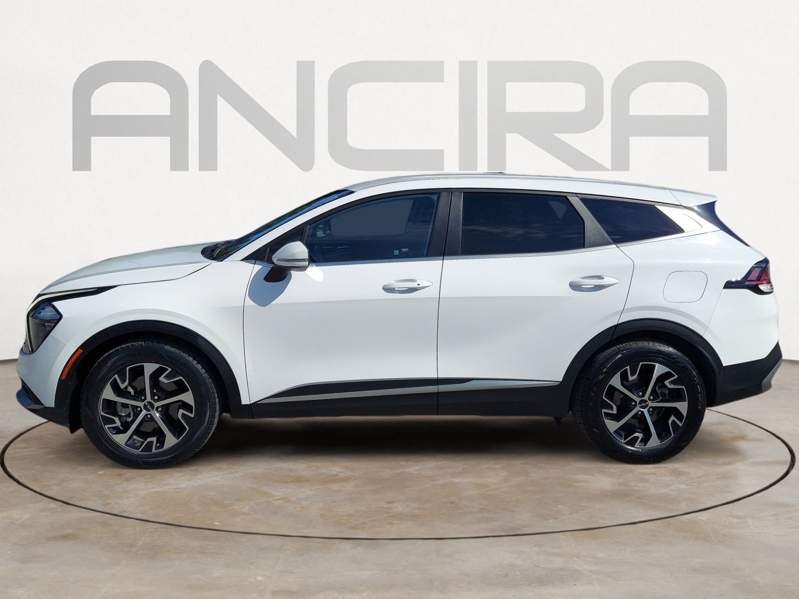 Used 2023 Kia Sportage EX FWD image 7
