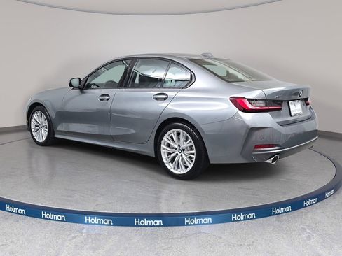 Used 2023 BMW 330i xDrive 330i xDrive w/ Driving Assistance Package image 8