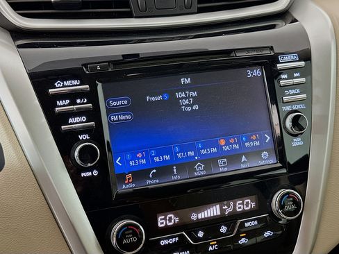 Used 2017 Nissan Murano SV FWD image 19
