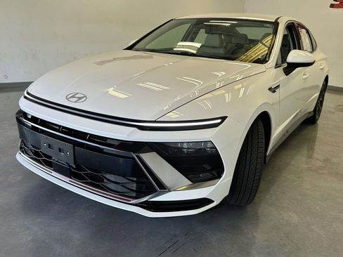 Used 2025 Hyundai Sonata SEL FWD image 7