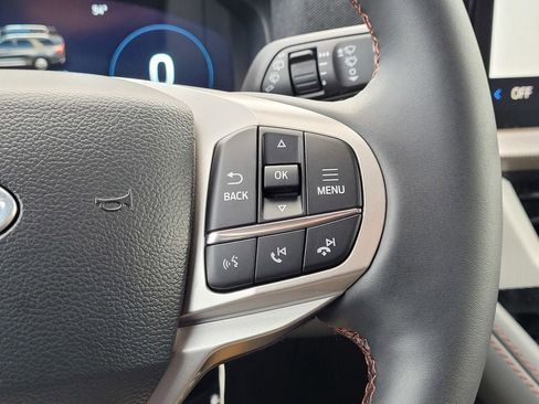 New 2026 Ford Explorer Active image 41