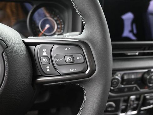 New 2026 Jeep Wrangler Unlimited Sport image 32