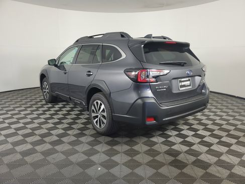 New 2025 Subaru Outback Premium image 6
