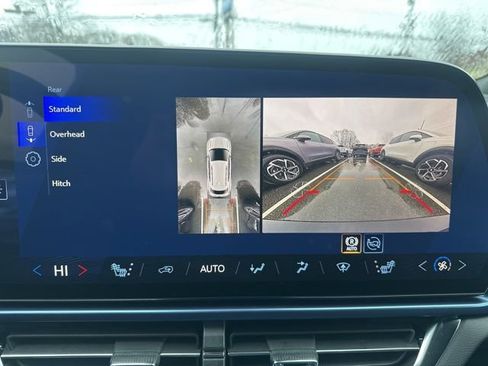 New 2026 Chevrolet Equinox EV LT image 11