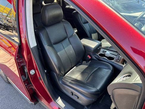 Used 2017 Nissan Pathfinder Platinum w/ Cargo Package AWD/4WD image 8