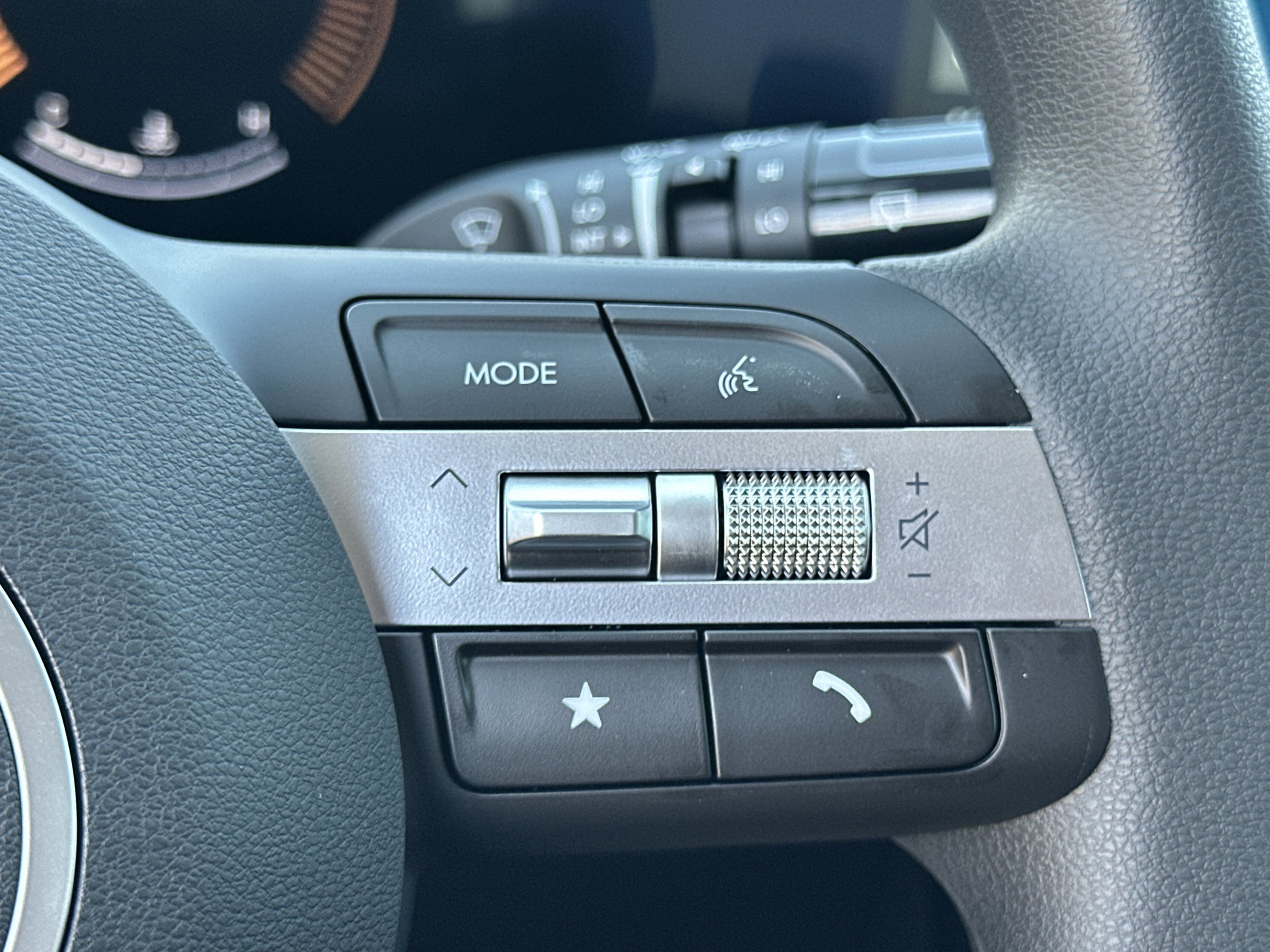 New 2026 Hyundai Tucson SEL FWD image 13