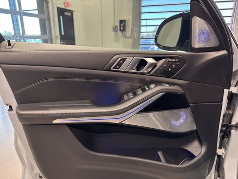 Used 2024 BMW X7 M60i w/ Executive Package AWD/4WD image 12