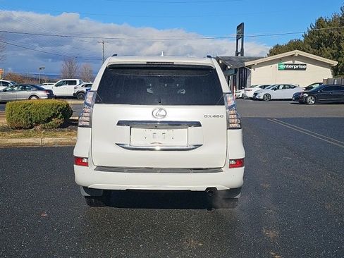 Used 2017 Lexus GX 460 image 13