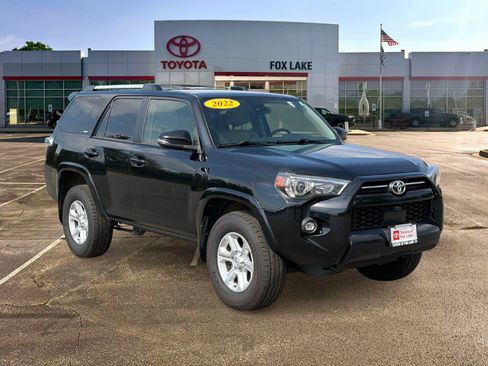 Used 2022 Toyota 4Runner SR5 Premium AWD/4WD image 7