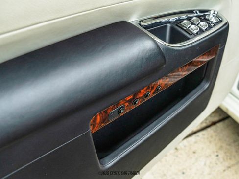 Used 2015 Rolls-Royce Ghost image 37