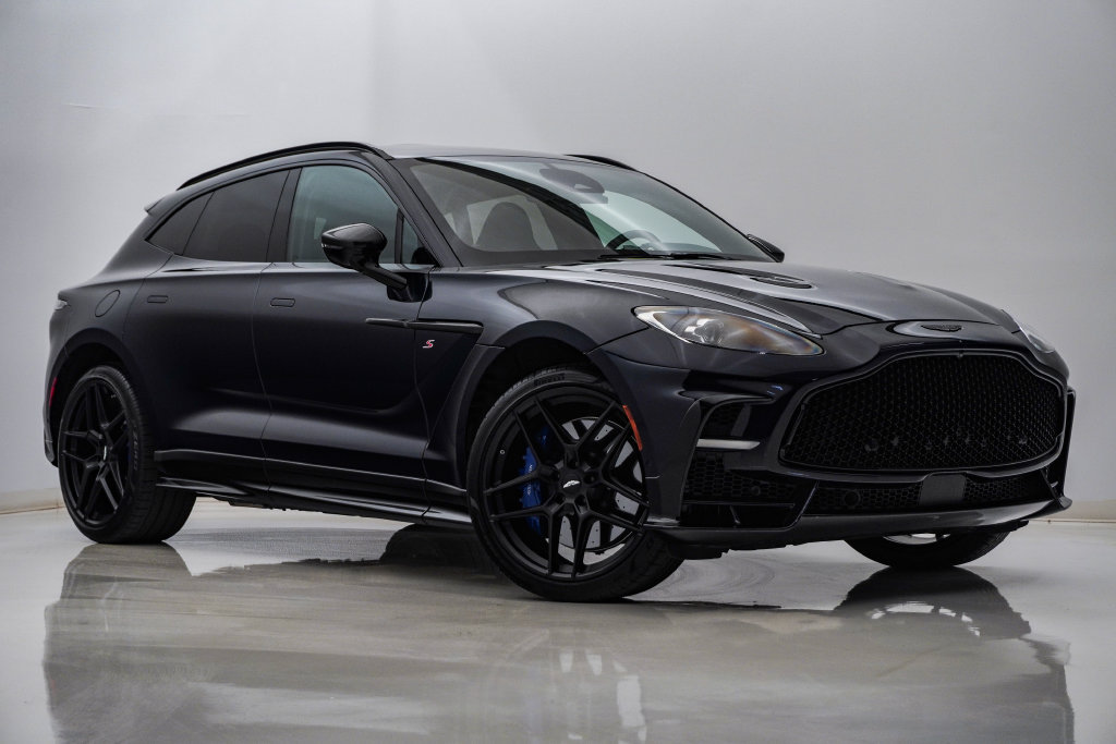 Used 2026 Aston Martin DBX 707 AWD/4WD image 1