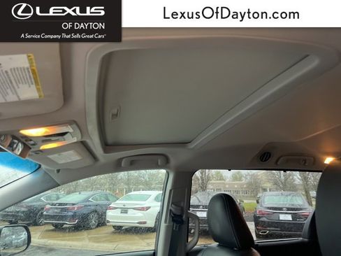 Used 2016 Toyota Sienna L image 14