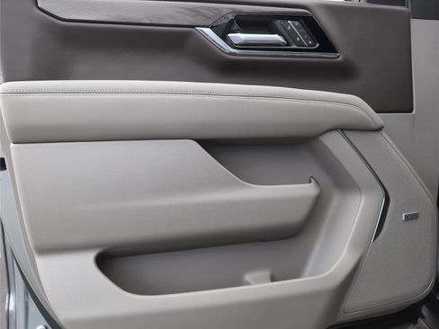 New 2026 GMC Yukon Elevation w/ Elevation Premium Package image 28