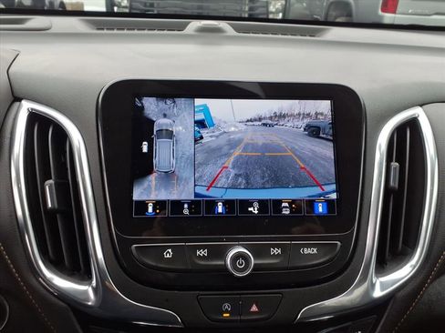 Used 2024 Chevrolet Equinox Premier image 27