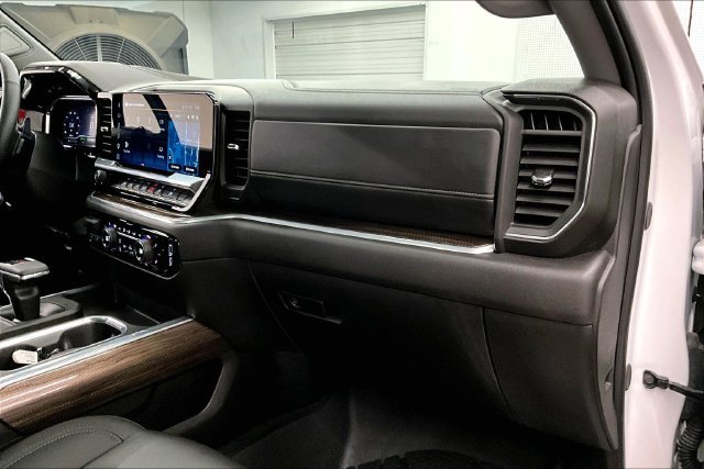 Used 2025 Chevrolet Silverado 1500 RST AWD/4WD image 20