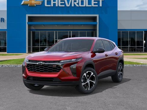 New 2026 Chevrolet Trax RS w/ Sunroof Package FWD image 6