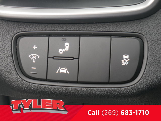 Used 2020 Kia Sorento EX AWD/4WD image 22