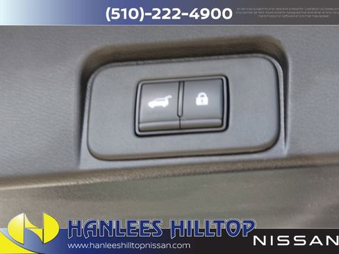 Used 2025 Nissan Rogue SV AWD/4WD image 11